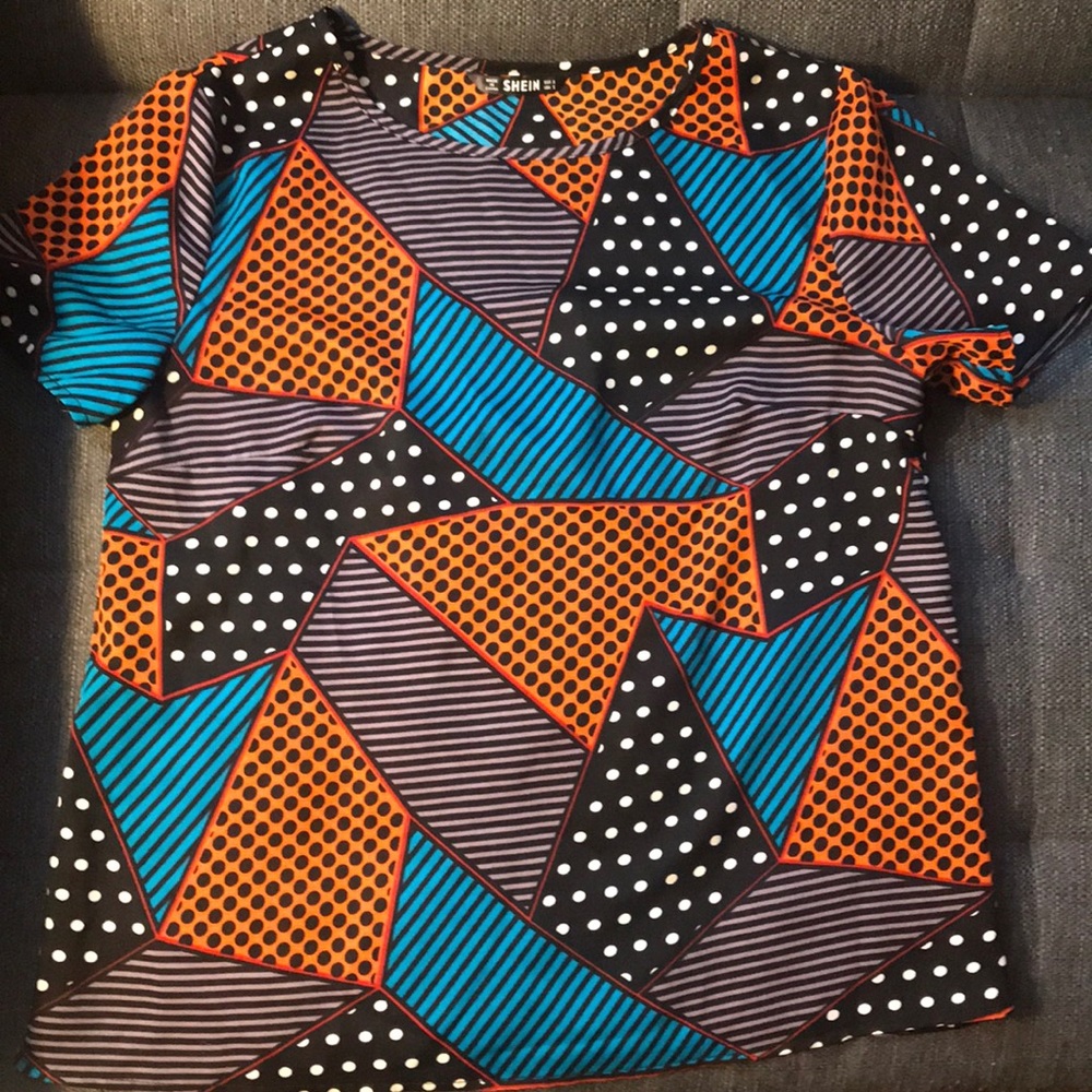 Short sleeved blouse